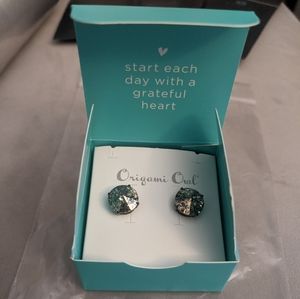 Origami Owl Gunmetal Stud Earrings